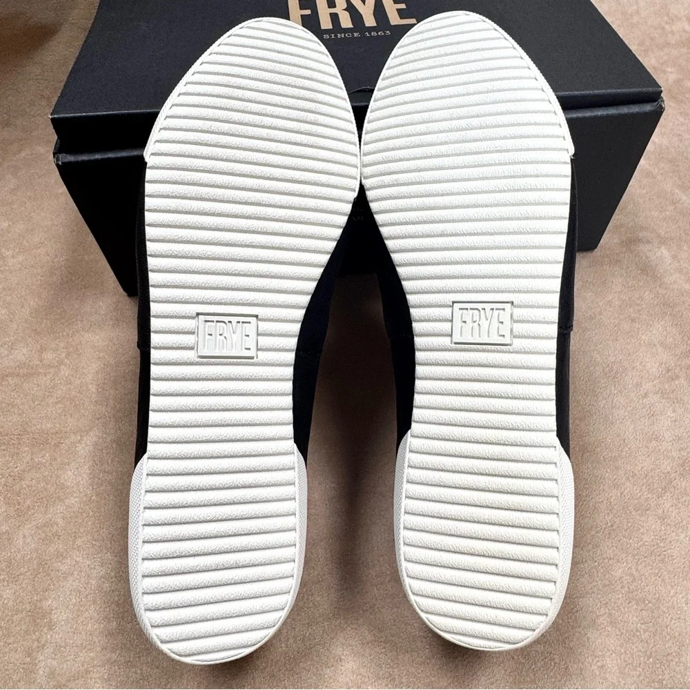 New Frye Melanie Soft Leather Slip On Flats Sneakers Black Leather 8.5 Box - Picture 10 of 13